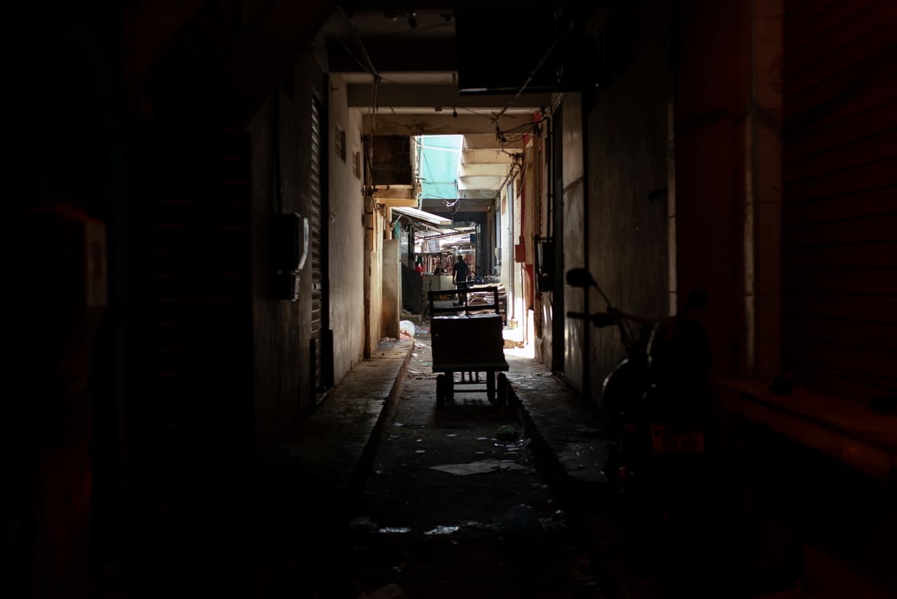 Tras el incidente, la 
<a href="https://www.univision.com/temas/policia">policía </a>encontró el cuerpo de Souza tirado sobre el piso de la celda,
<b> con su corazón extraído y metido en un recipiente de plástico</b>, varios cortes en todo su cuerpo y además su pene estaba cortado y metido en su boca. 
<br>