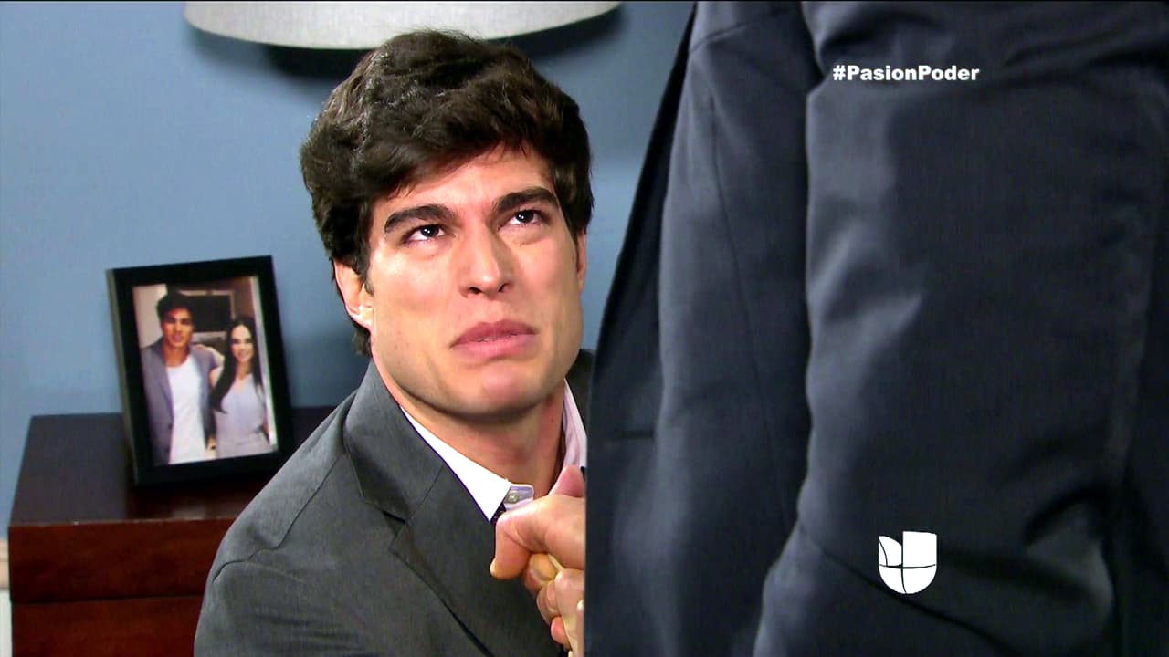 Sabes perfectamente que odia que lo traicionen.