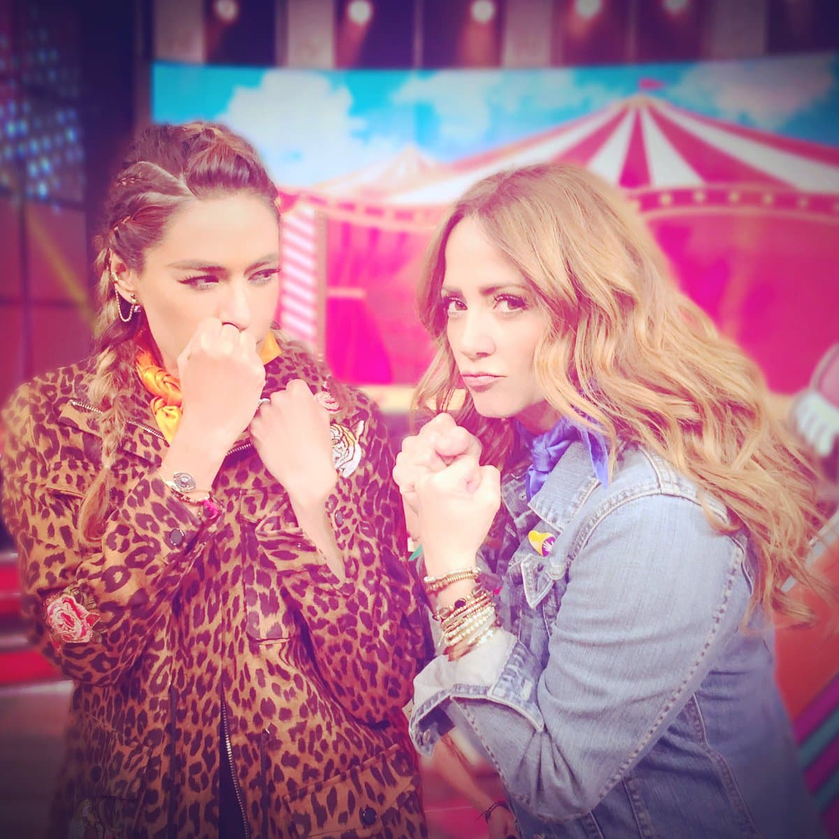 #HoyGalácticos y #HoyAndroides se enfrentaron en la silla eléctrica en una reñida competencia.