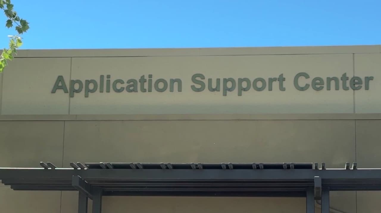 Inmigrantes acuden con abogados a citas migratorias por temor a detenciones