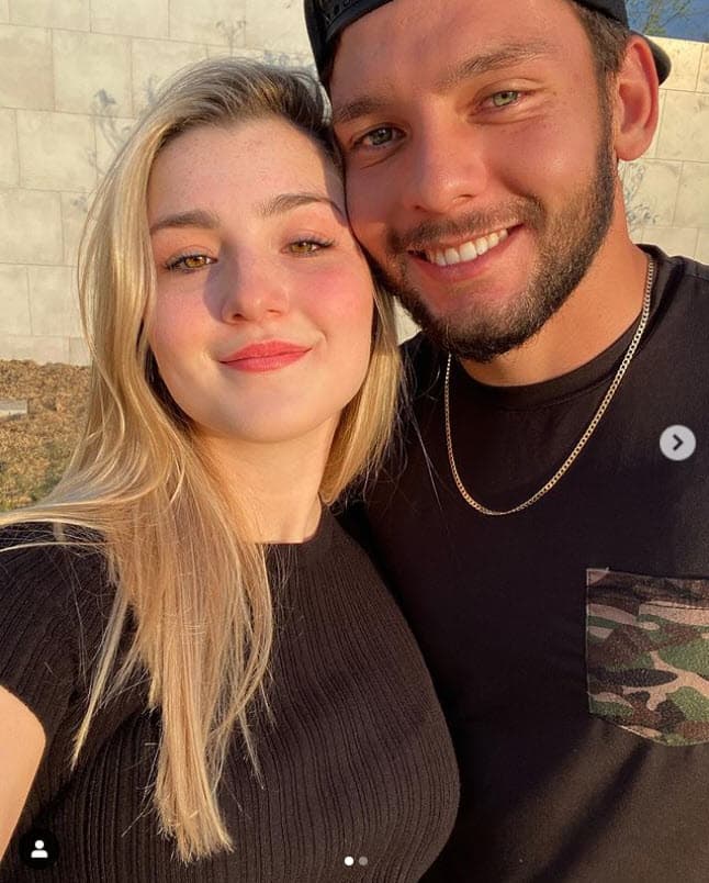 El 22 de marzo, Melenie compartió esta fotografía en Instagram para celebrar el cumpleaños de su novio.
<br>