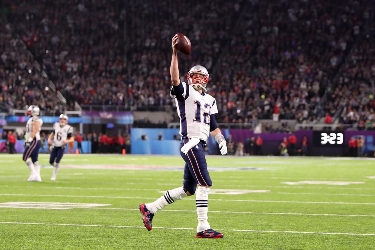 ¡TD PATRIOTS! ¿Cómo frenar a Tom Brady? El mariscal de campo comanda una nueva ofensiva de anotación que termina con un pase de 4 yardas para 'Gronk'