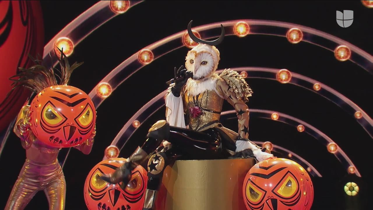 Lechuza le puso flow a la noche con el tema 'Sin pijama' e hizo que todos se pusieran a bailar este éxito del reggaetón.