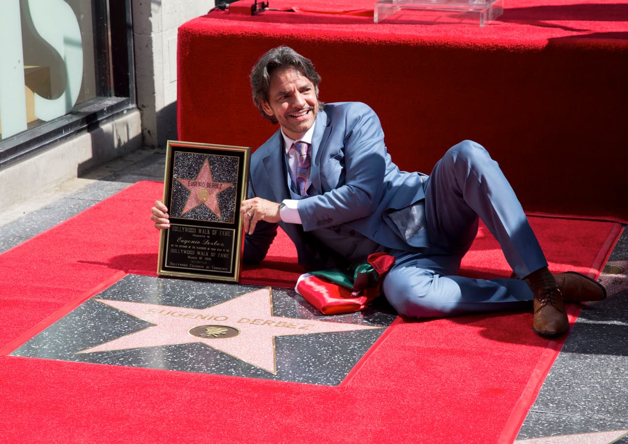 Derbez no sólo está feliz por este reconocimiento también por su reciente participación en el filme "Miracles from Heaven".
