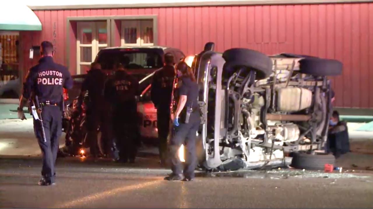 El accidente está siendo investigado por la División de Delitos de Vehículos del Departamento de Policía de Houston.