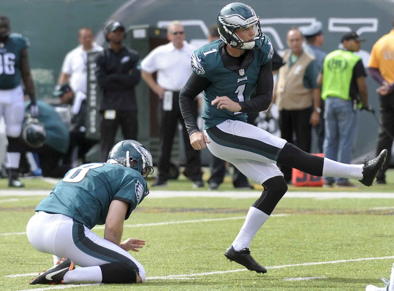Los Eagles pusieron a Cody Parkey en la lista de lesionados, firmaron a Caleb Sturgis