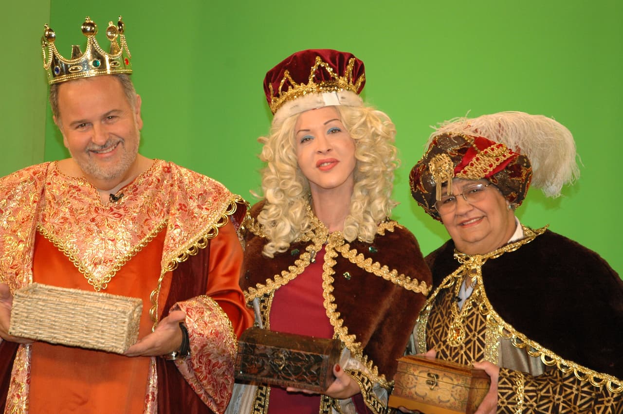 6. Alina María Hernández, mejor conocida como 'Cachita' fue parte de El Gordo y La Flaca por casi 10 años. 'Cachita' siempre tuvo muy buena química con Raúl de Molina, con quien grabó algunos divertidos videos para el programa. Desafortunadamente falleció a los 46 años en Carolina del Norte, donde vivía desde que dejó de formar parte del show.