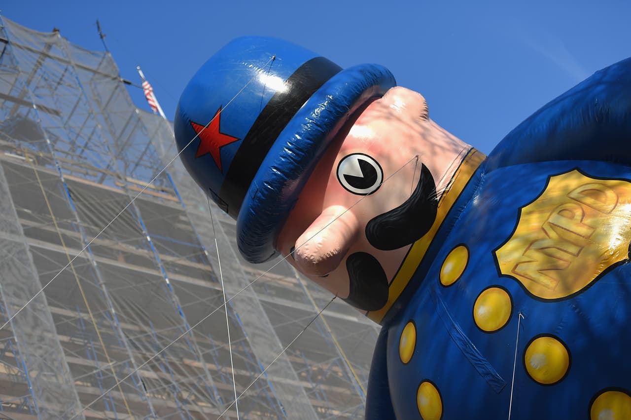 Al sumamente resguardado desfile acudieron cientos de personas y personalidades como Mariah Carey, Jordin Sparks y Shawn Mendes.