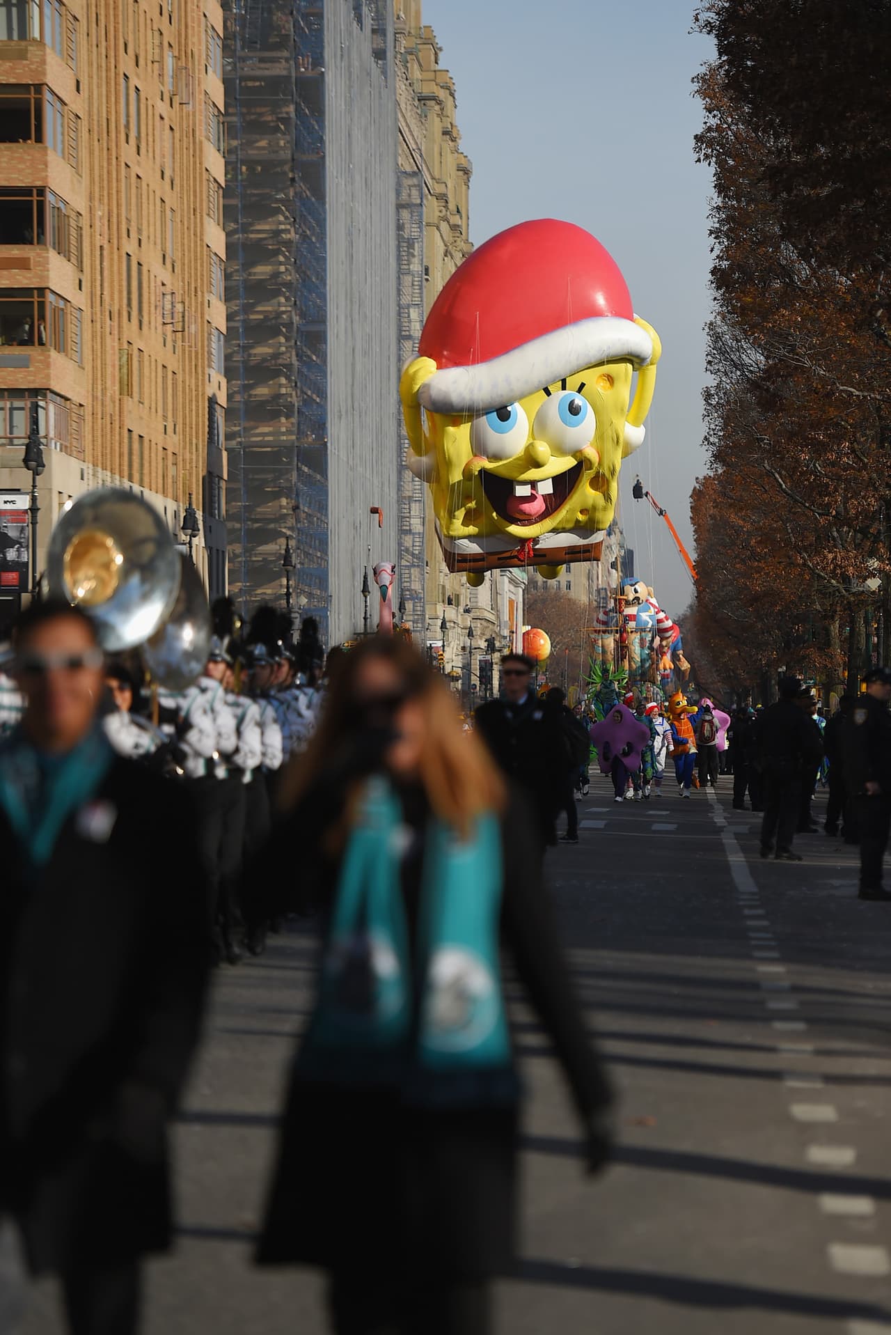 Al sumamente resguardado desfile acudieron cientos de personas y personalidades como Mariah Carey, Jordin Sparks y Shawn Mendes.