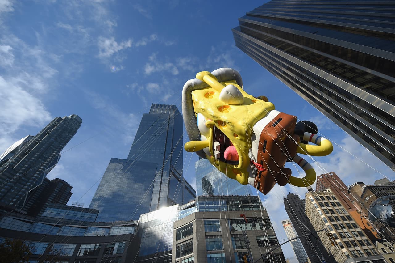 Al sumamente resguardado desfile acudieron cientos de personas y personalidades como Mariah Carey, Jordin Sparks y Shawn Mendes.