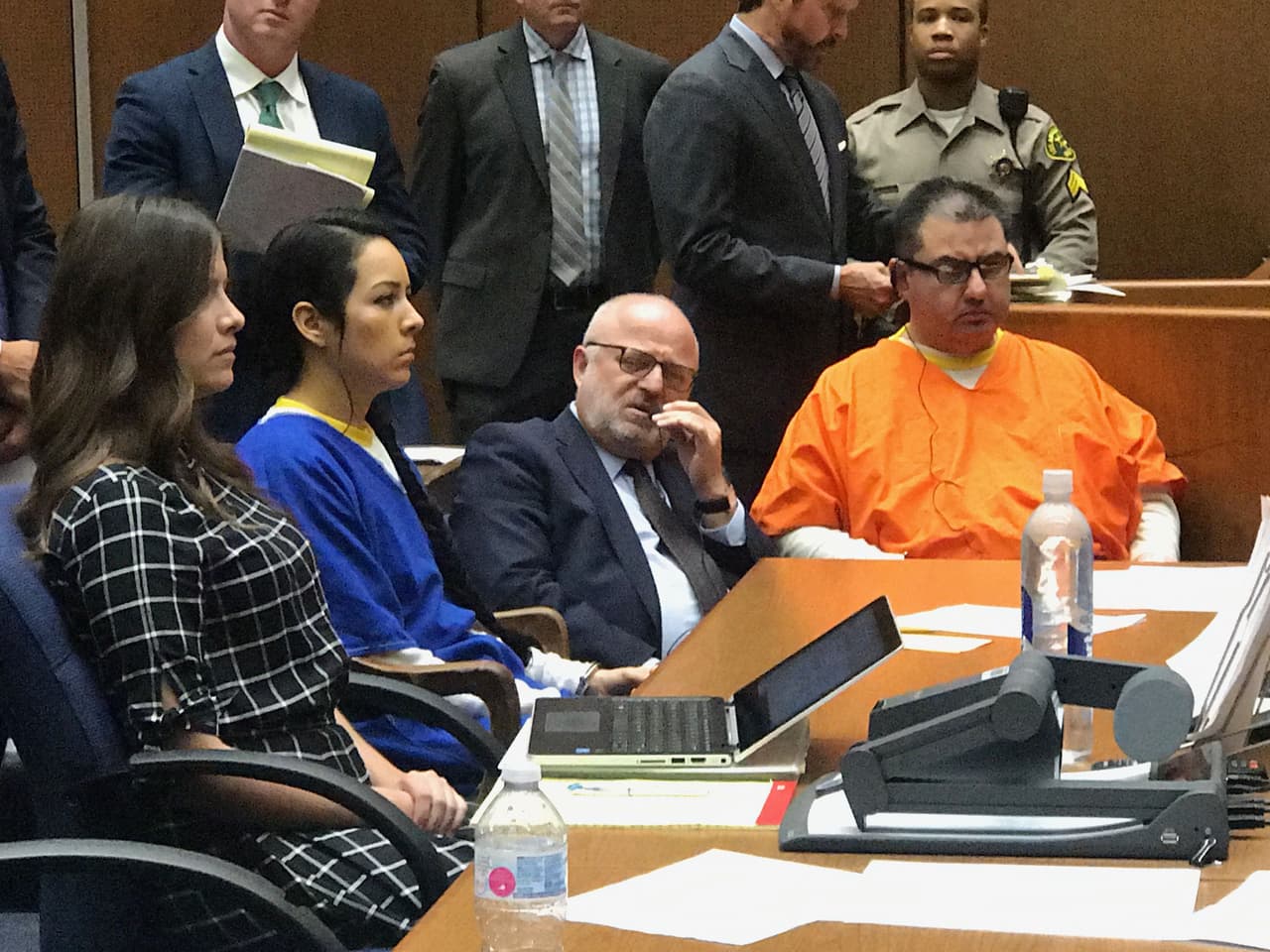 La Fiscalía instala un laboratorio para revisar evidencia de “pornografía infantil” en el caso de La Luz del Mundo