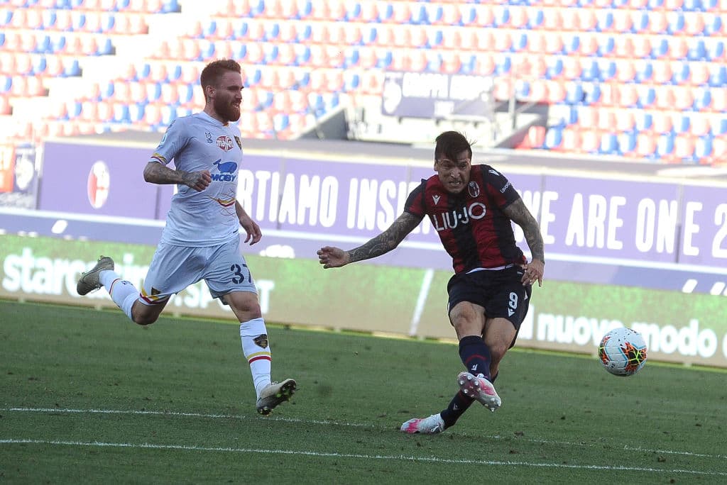 Con resultados de bBologna 3-2 Lecce, Cagliari 0-1 Udinese, Hellas Verona 1-5 Lazio, Roma 2-1 Fiorentina y SPAL 1-1 Torino, se da prácticamente por cerrada la jornada 36 del futbol italiano.