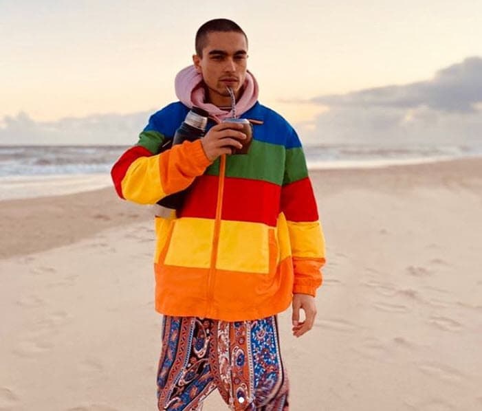 "
<b>No sentí ninguna sensación </b>con el uniforme puesto", expresó, "al principio estuve nervioso, pero con la ayuda de mis compañeros, que son unos completos profesionales, unas maravillosas personas, empecé a entrar en confianza y me ayudó mucho tenerlos ahí, apoyándome".
<br>