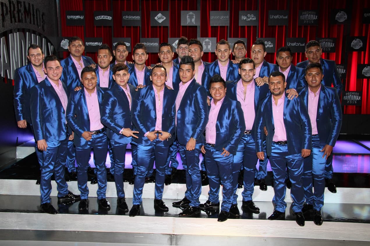 Esto junto a la banda La Trakalosa de Monterrey.