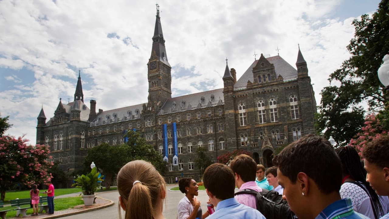 Da un giro el caso del académico de Georgetown detenido por ICE y casi deportado