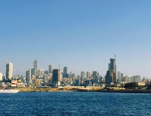 Renata Notni se fue de vacaciones a Europa 