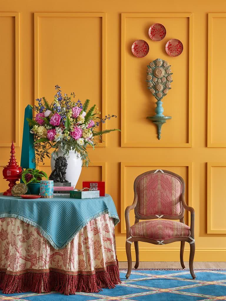 Ya antes habíamos hablado del amarillo nugget, y es sin duda el contraste perfecto para las personas que siempre piensan fuera de la caja.