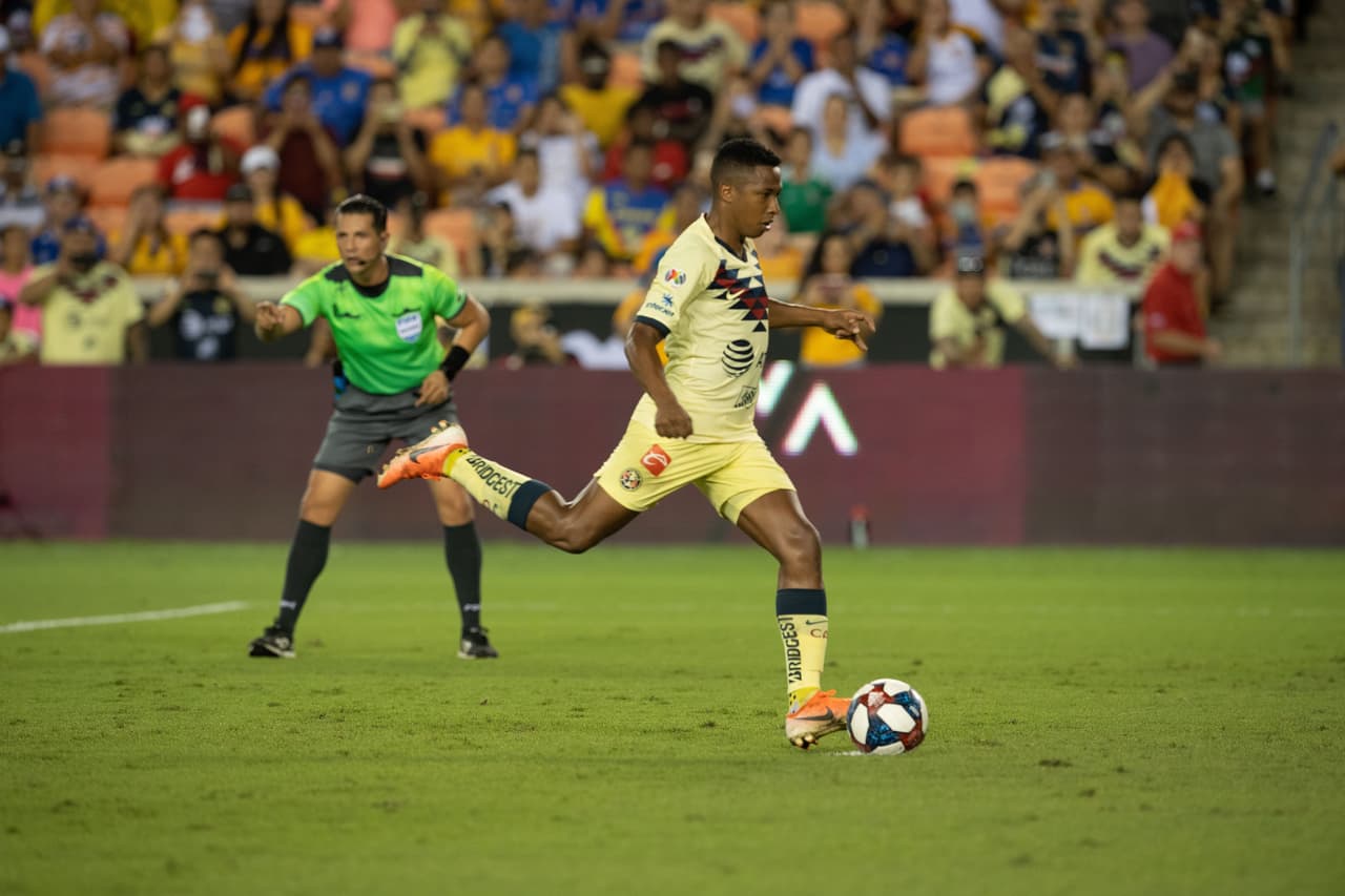Un autogol de Bruno Valdez de último minuto y un penal fallado por Leonel López dio a Tigres el pase a la final.