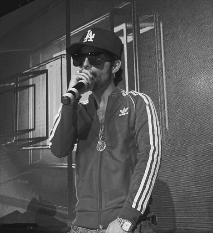 Ahora el joven, recordado por su personaje de 'Frijolito', es cantante de música urbana.
<br>