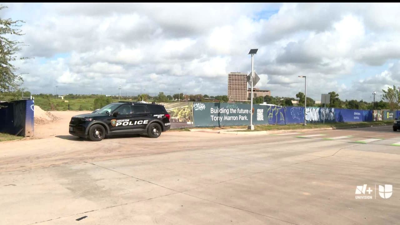 Encuentran un cuerpo flotando en un bayou de Houston; aguardan autopsia para determinar qué ocurrió