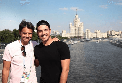 En esa ocasión, Eugenio Derbez perdió el control de la velocidad, provocando que Vadhir y un amigo de José Eduardo sufrieran un fuerte impacto contra un objeto de metal.
<br>