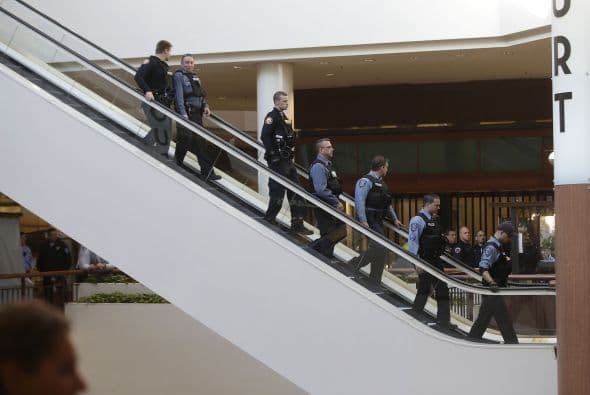 La jornada no estuvo exenta de protestas, disturbios e incluso detenciones. Éstas últimas tuvieron lugar en Missouri.