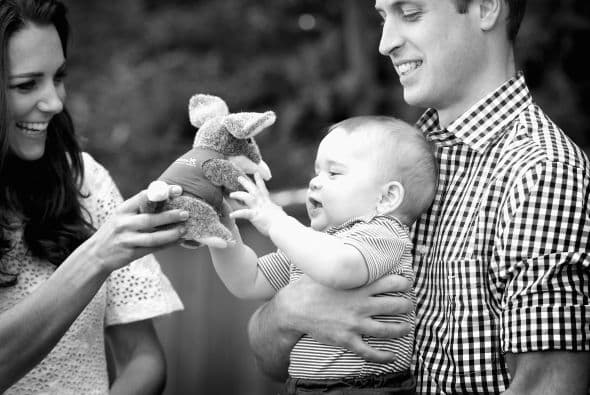 Ambos lucen felices y muy realizados con la familia que han formado al lado de George.