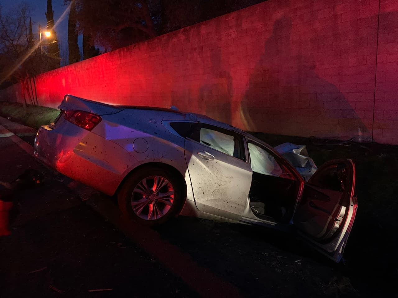 Los ocupantes fueron rescatados por el Distrito Metropolitano de Bomberos