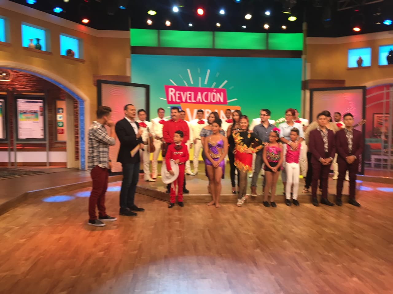 Emocionante final, ya casi ibamos a conocer el nombre del ganador.