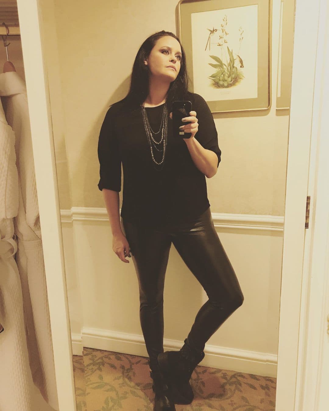 Para la hija de la fallecida cantante Rocío Dúrcal es muy importante que las celebridades de hoy se muestren tal y como son en la vida real.