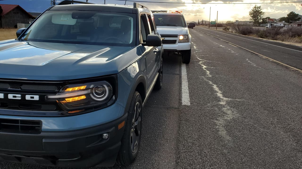 Usando tecnología de cámara, los agentes de la estación Brian A. Terry observaron a los presuntos migrantes ingresar a una camioneta. Los agentes detuvieron el vehículo, que era rentado y descubrieron a dos migrantes.