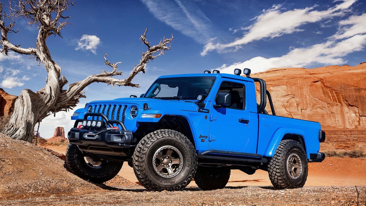 <h3 class="cms-H3-H3">Jeep J6</h3>
<br>El enorme atractivo de esta versión de dos puertas de la Jeep Gladiator es innegable. La pregunta que hay que hacerse es ¿por qué Jeep no tiene un modelo similar en sus concesionarios?
