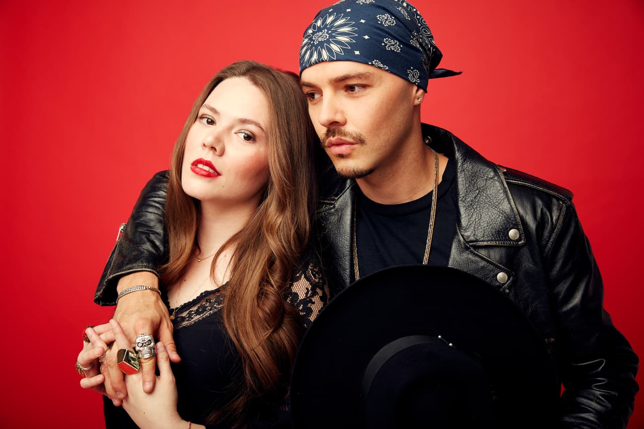 Electriza el Voto con Univision Dallas + Jesse & Joy