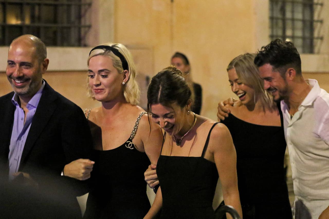 Daily Mail afirma que Meghan y Harry no fueron vistos en la reunión previa a la ceremonia nupcial.