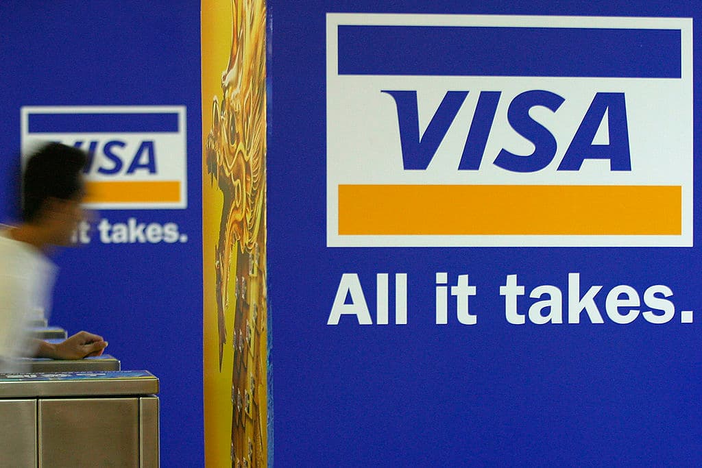 <b>Puesto 5</b>.- Las marcas de tecnología, finanzas y comercio minorista dominan la clasificación general mientras que el lujo es la categoría de más rápido crecimiento. En la quinta posición se ubica 
<b>VISA</b> con un valor de 
<b>177,900 millones de dólares</b>.