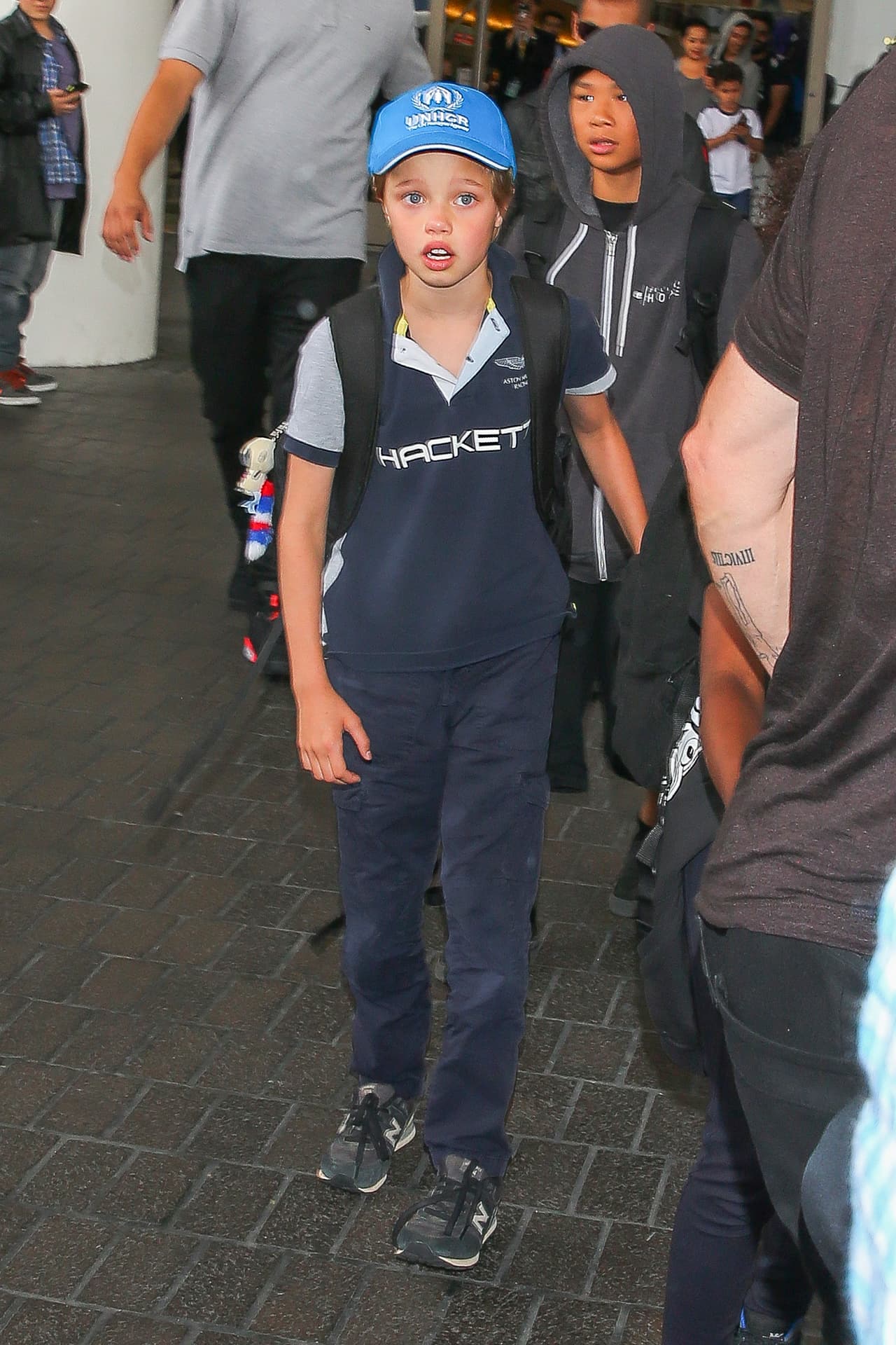 Son las consecuencias de tener papitos tan famosos.