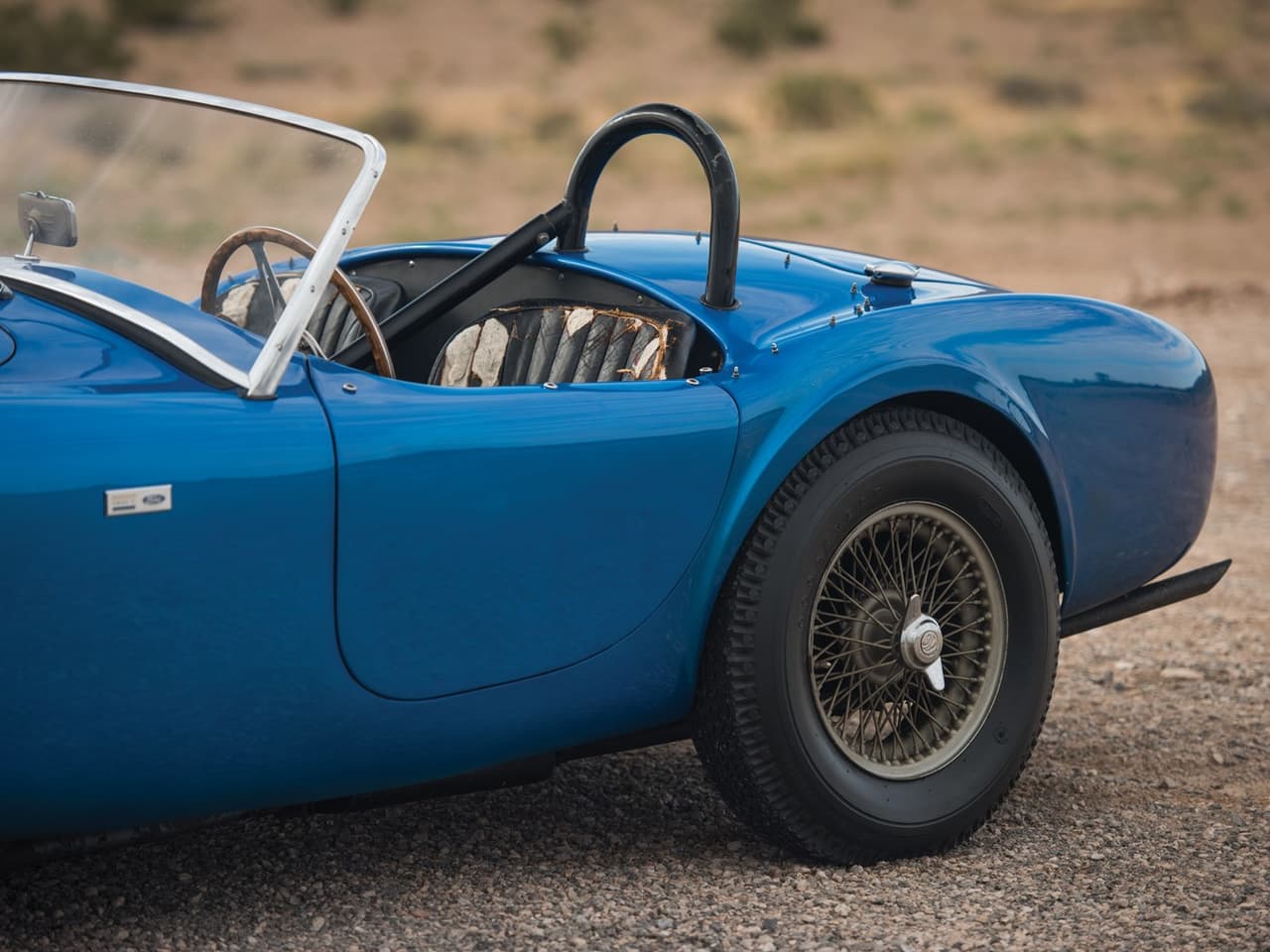 El primer ejemplar del 
<b>Shelby Cobra</b> es ahora el auto estadounidense más caro que se ha vendido en subasta.