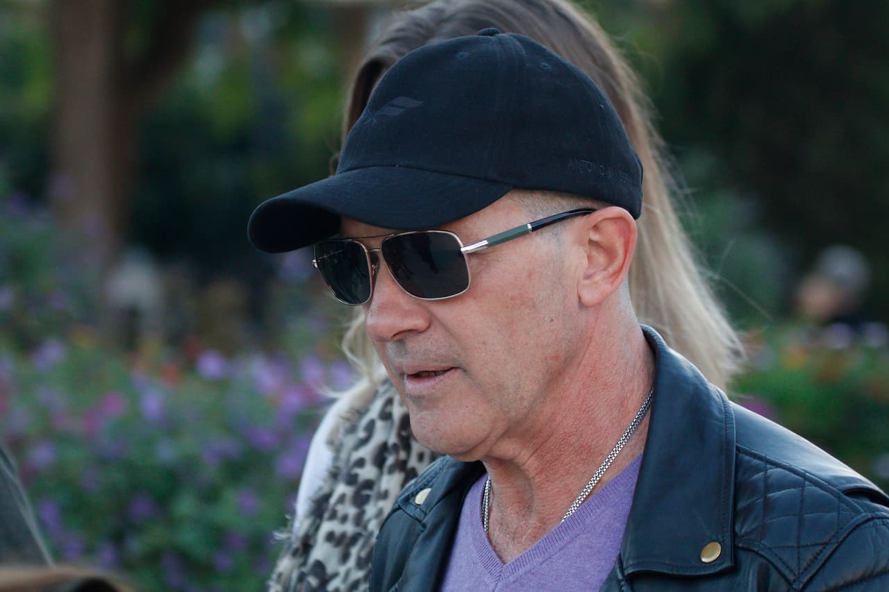 Photo ©2017 MAR/Lagencia Grosby Antonio Banderas and girlfriend Nicole Kimpel leaving funeral mass in the memory of actors mother, Ana Bandera Gallego, who died at 6 am today, in Malaga, on November 4th 2017.