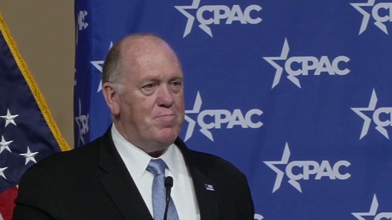 Duelo político: Trump envía a Homan a Minnesota mientras demócratas amenazan con cierre de gobierno