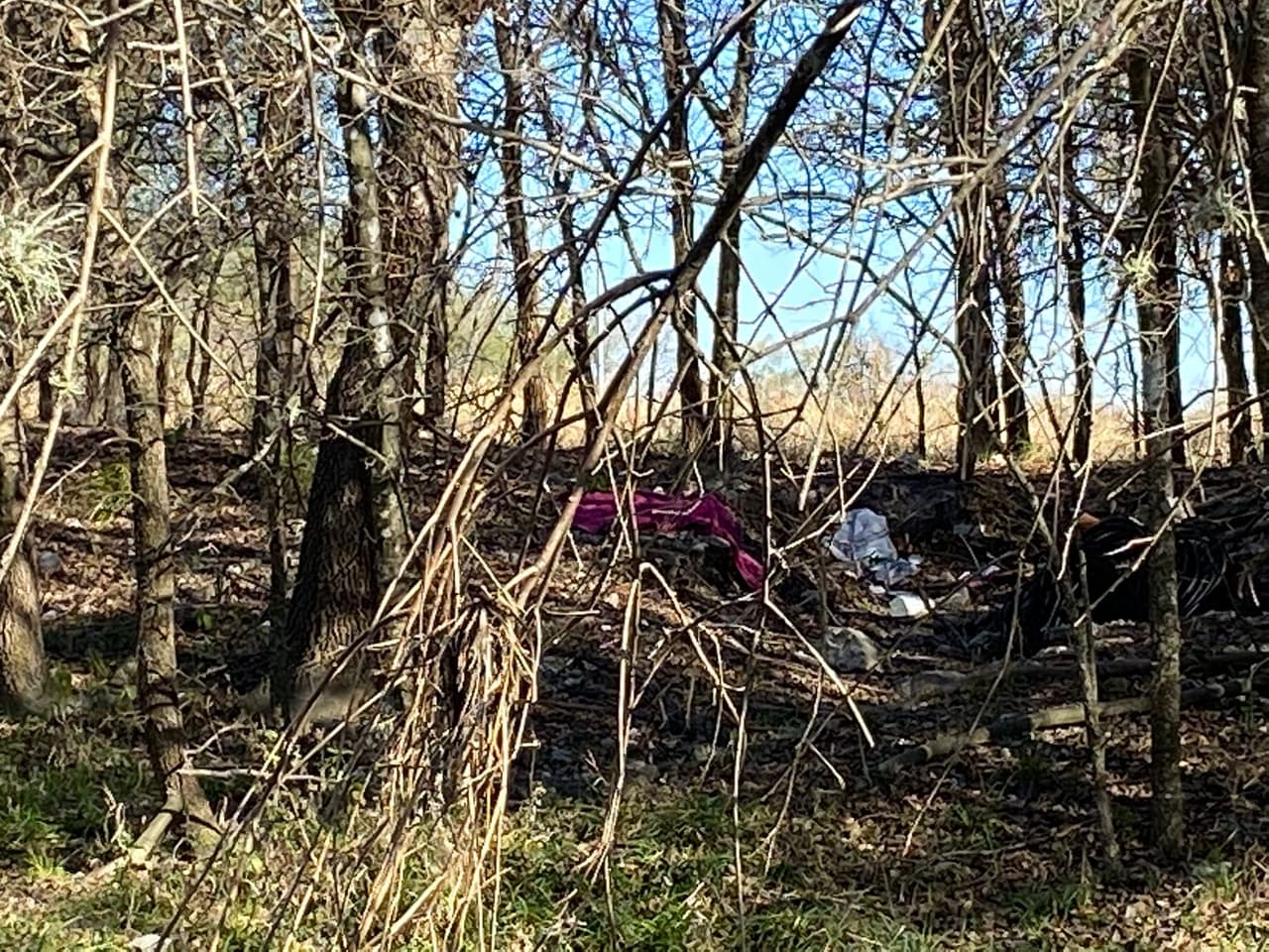 <a href="https://www.univision.com/local/san-antonio-kwex/fbi-retira-campamento-busquedad-lina-sardar-khil-san-antonio">Lina fue reportada como desaparecida el 20 de diciembre de 2021</a>, cuando su mamá la dejó por unos momentos en el área de juegos. Desapareció entre las 5:00 y 6:00pm. A las 7:15pm la reportaron como desaparecida. 
<br>
<br>