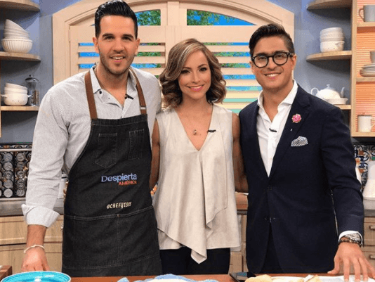 ¡Bienvenidos! Satcha, Rodolfo y el Chef Jesús regresaron esta mañana al programa, agradecidos y bendecidos de estar con salud tras el paso del huracán irma por Miami.