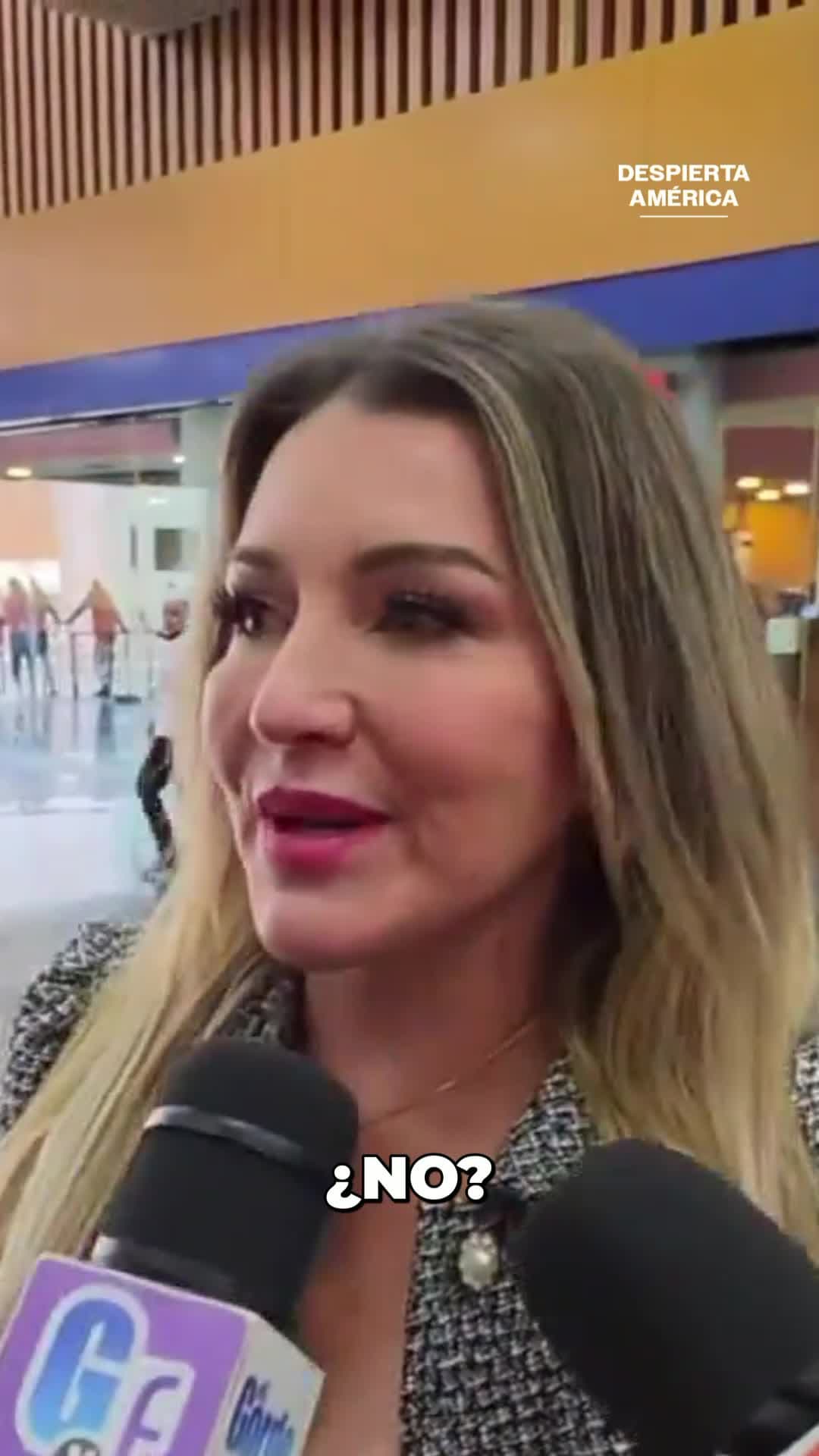 Alicia Villarreal manda indirecta a Arturo Carmona por el embarazo de su hija
