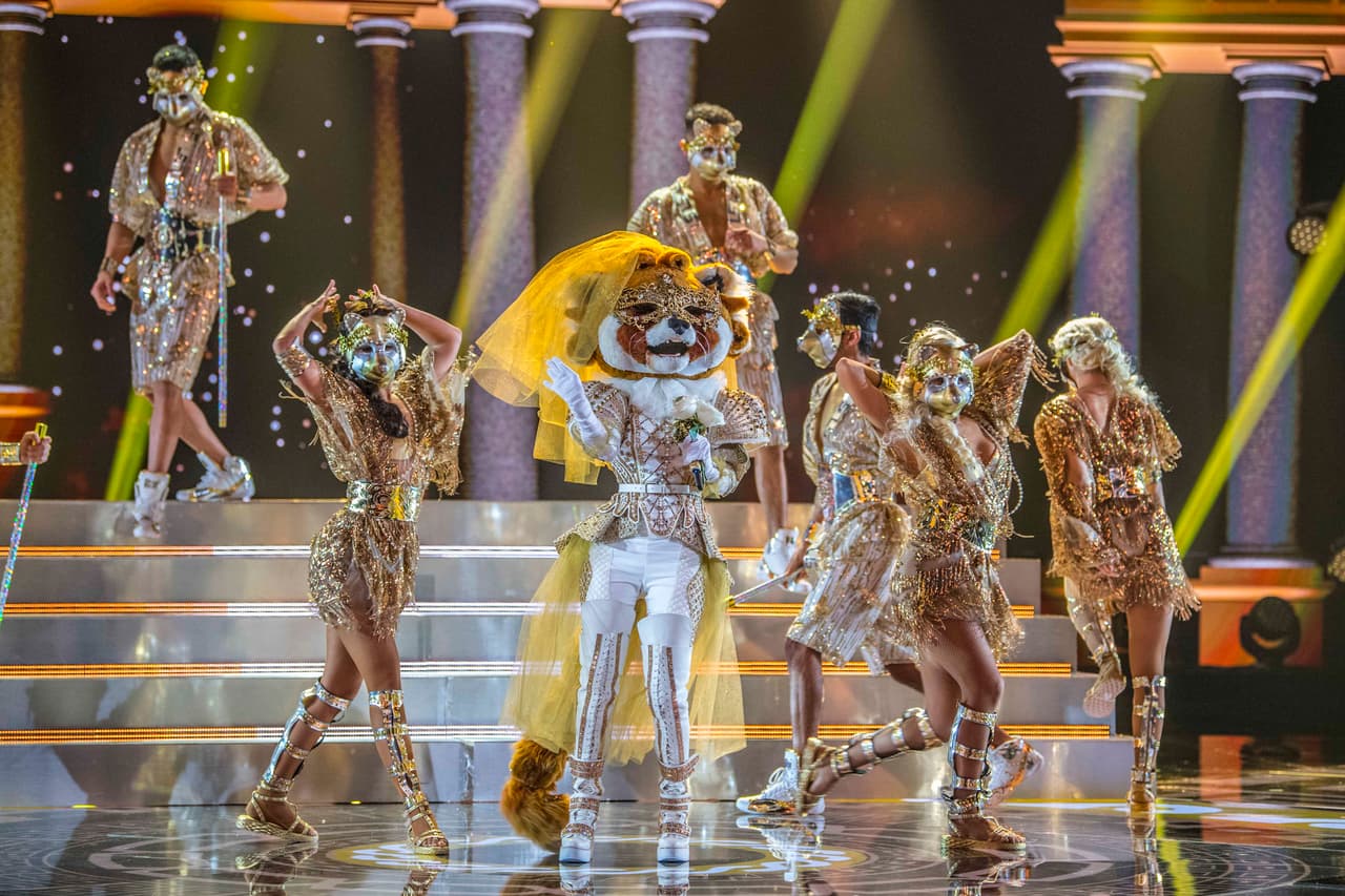 La última finalista en subir al escenario fue Mapache, quien interpretó uno de los clásicos de Madonna, ‘Like A Virgin’.