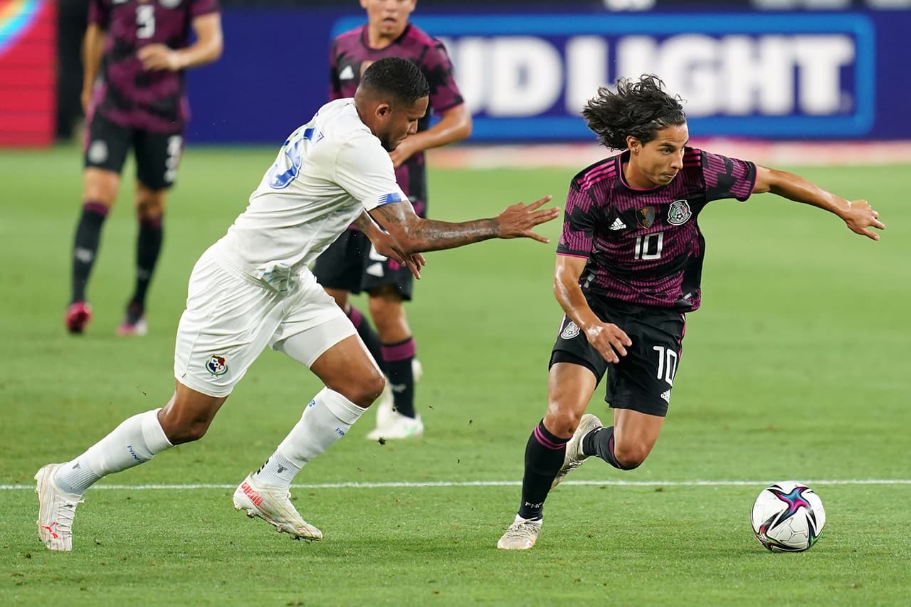 Con goles de Diego Lainez, Carlos Rodríguez y Henry Martin, México golea 3-0 a Panamá y el conjunto de Jaime Lozano comienza a ilusionar a los mexicanos.