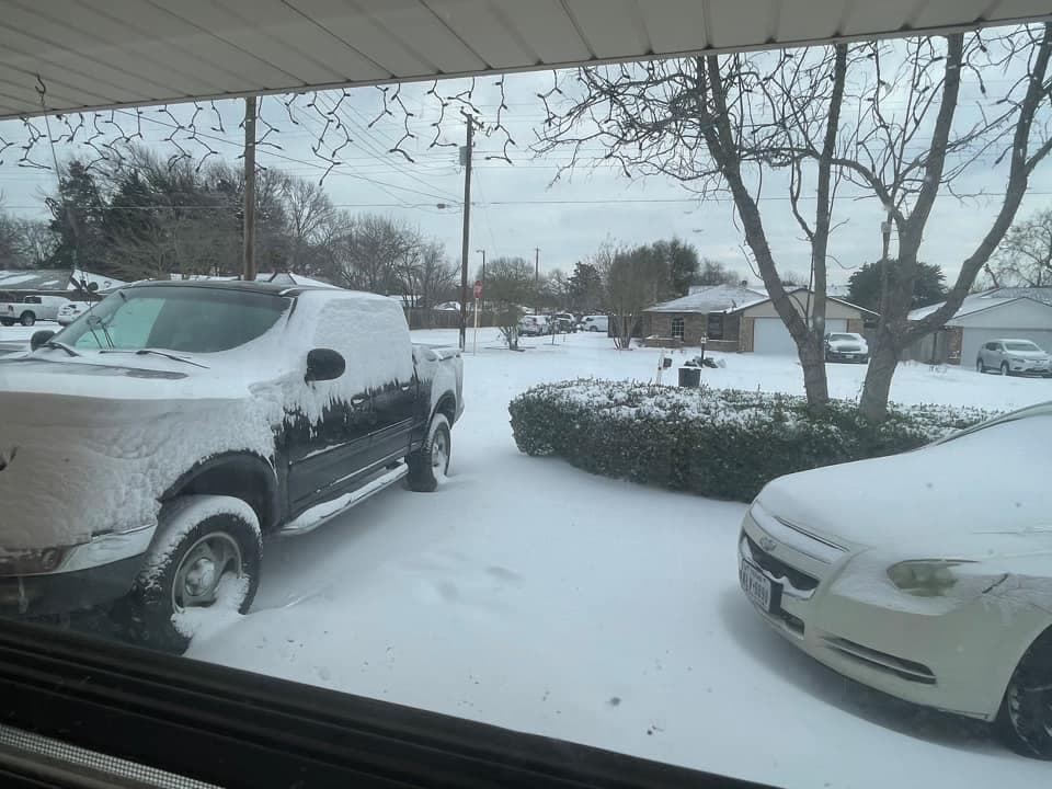 Muchas áreas están sin luz desde hace varias horas debido a las condiciones del tiempo