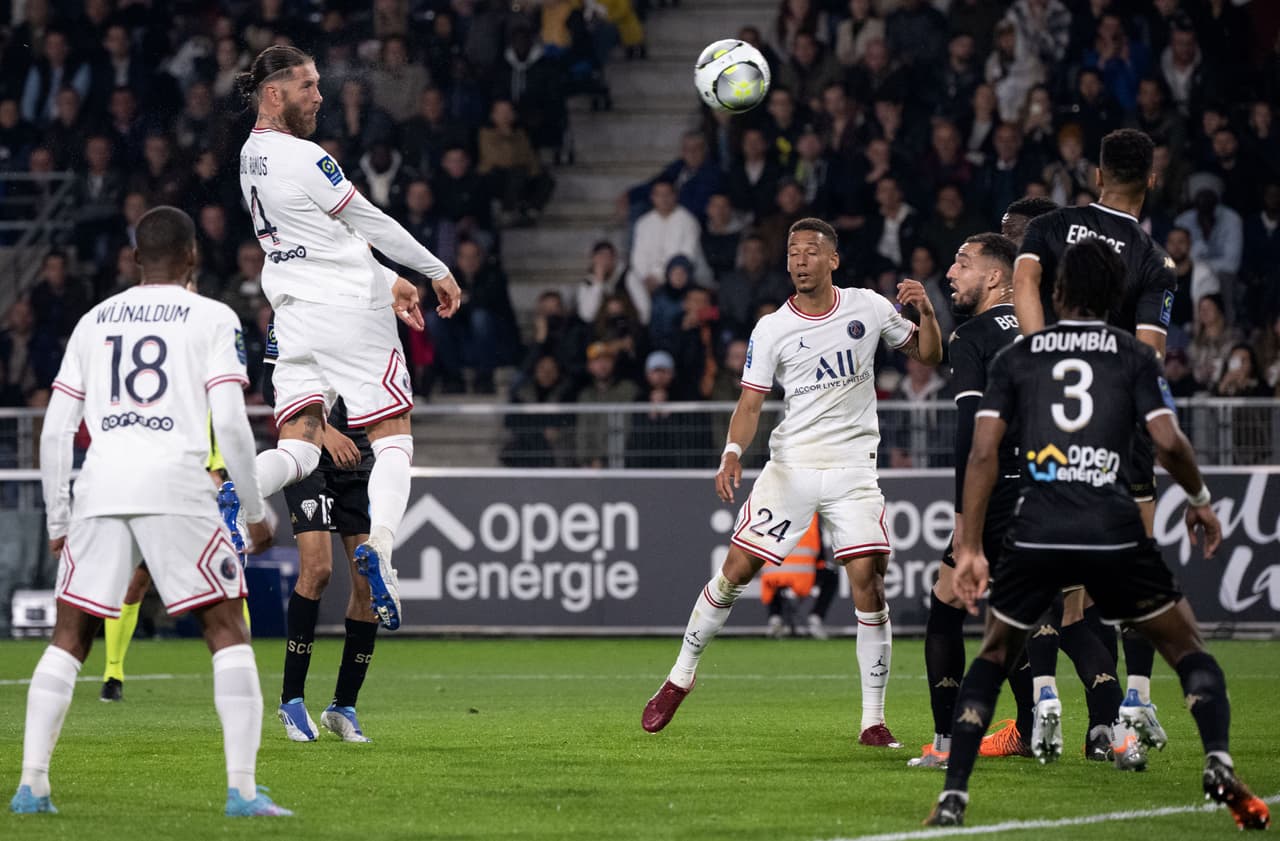 El París Saint-Germain se impuso gracias a los goles de Kylian Mpappé, Sergio Ramos y Marquinhos; Lionel Messi no jugó por una lesión.