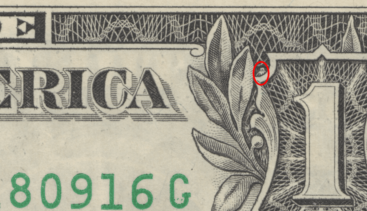 ¿Alguna vez viste al búho en el billete? Está localizado en el número 1 de la parte superior derecha y simboliza sabiduría y vigilancia.