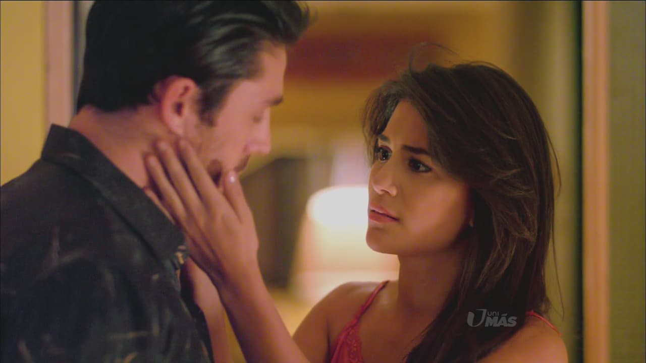 Ella comienza a sospechar lo que ocurre...