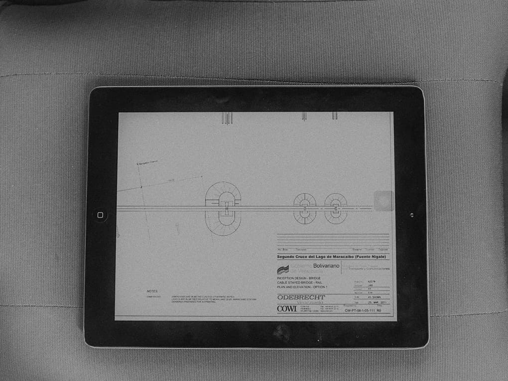 El 11 de febrero de 2017 dos empleados de Transparency International en Venezuela junto con dos periodistas brasileños fueron detenidos por las fuerzas de seguridad venezolanas en Maracaibo, estado Zulia en Venezuela. Jesús Urbina, María José Tua, Leandro Stoliar y Gilzón Souza de Oliveira estaban investigando a la multinacional constructora brasileña Odebrecht, que actualmente se encuentra en el centro de un escándalo de corrupción que involucra a funcionarios del gobierno venezolano.