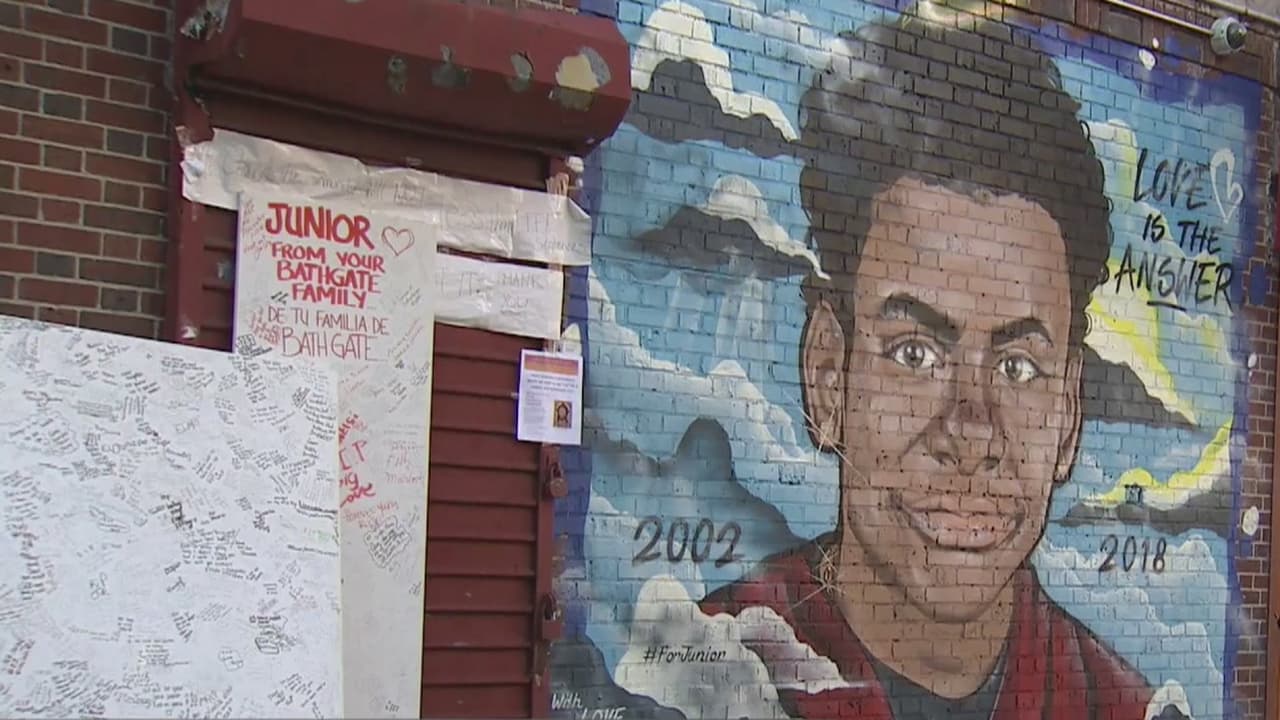"Hay pandilleros ahí afuera": Se cumple un año del asesinato de 'Junior' por una pandilla en el Bronx